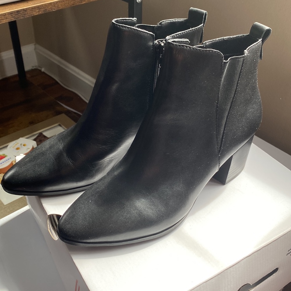 Aldo RYELAND women’s bootie zipper closure BRAND NEW size 11